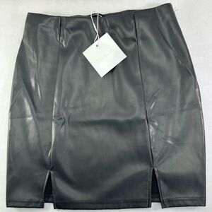 Just Quella Black Faux Leather Split Hem Mini Skirt